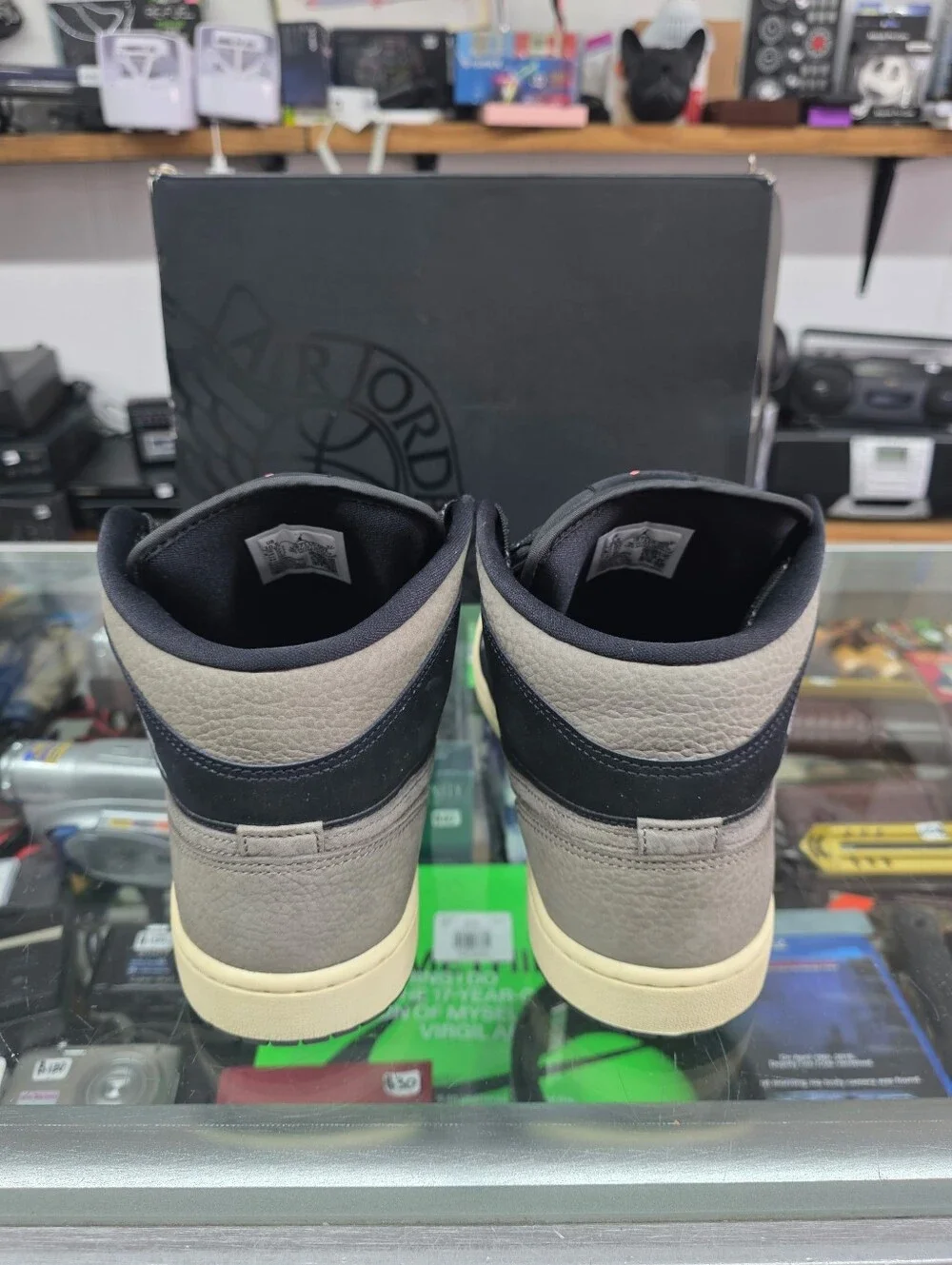 Nike Air Jordan 1 Mid SE Olive Grey IB7110-002 Men's Size 10.5